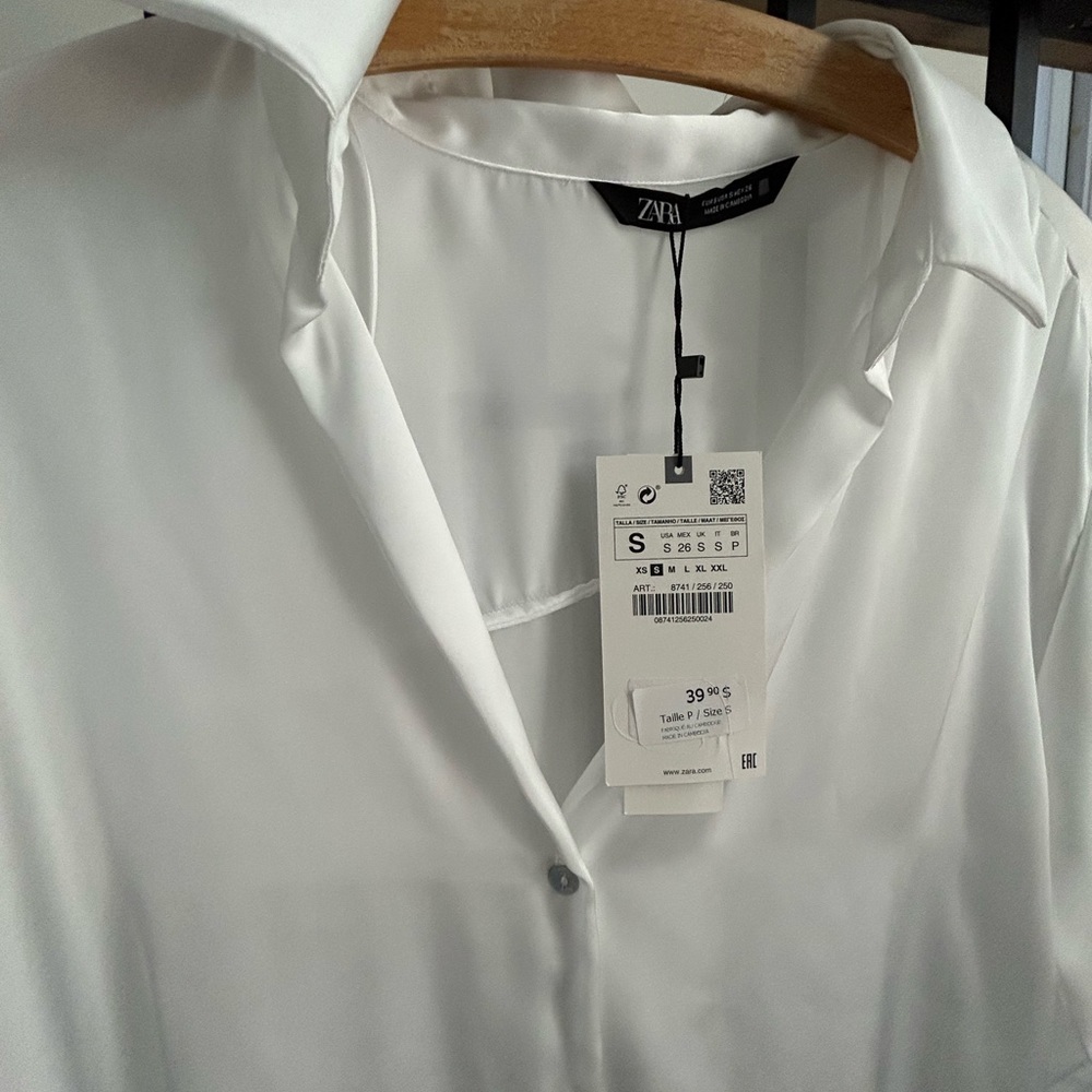 Zara button down - Picture 2 of 2